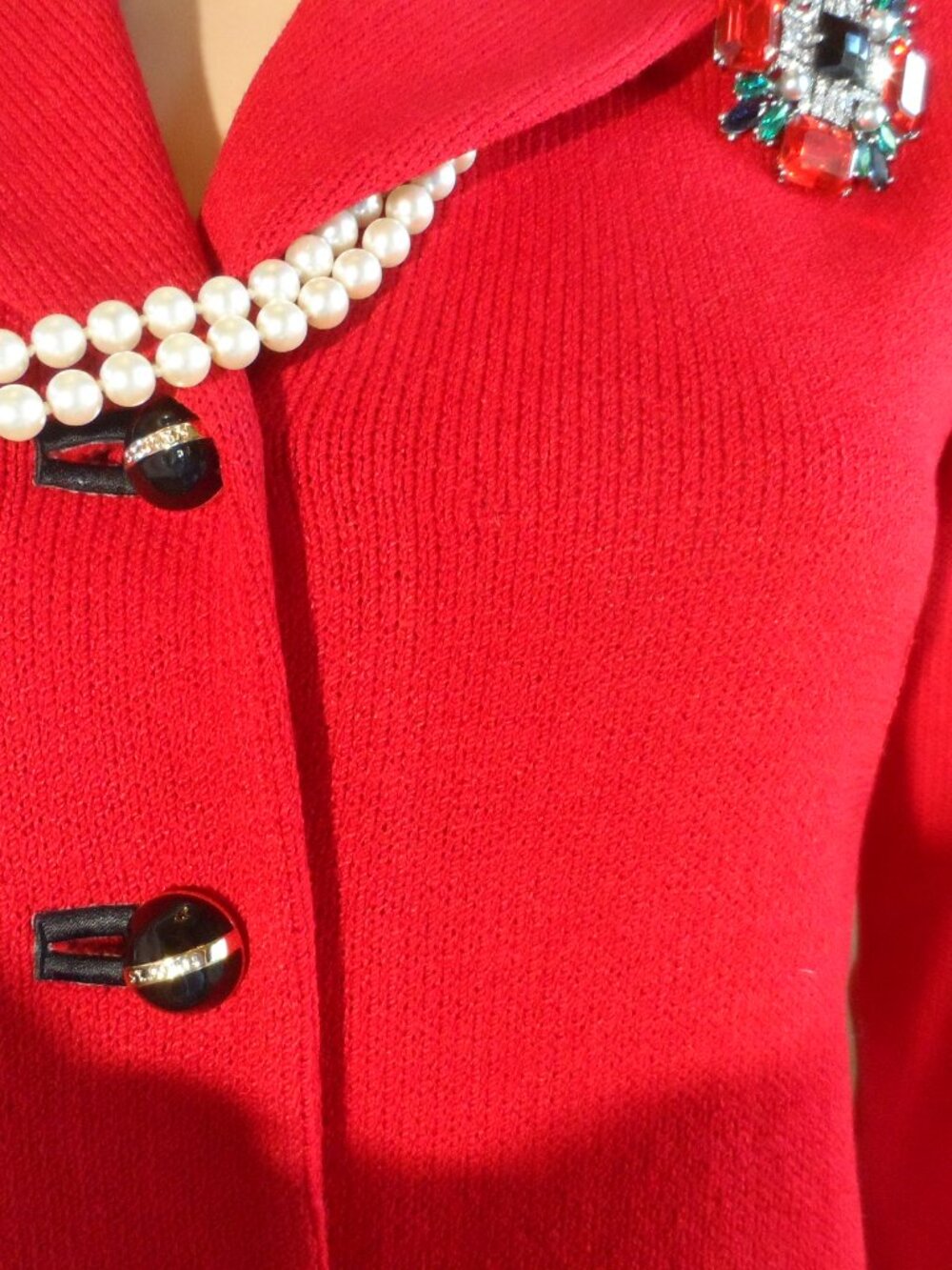 New St. John Collection Red Santana Knit Skirt Suit Black Trim Sizes 4/6 - Picture 5 of 16